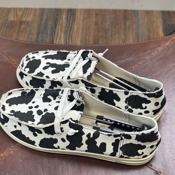 3 pair canvas slip-ons 10 - Picture 5 of 16